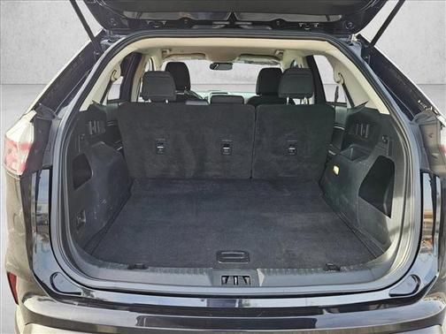 2020 Ford Edge SE