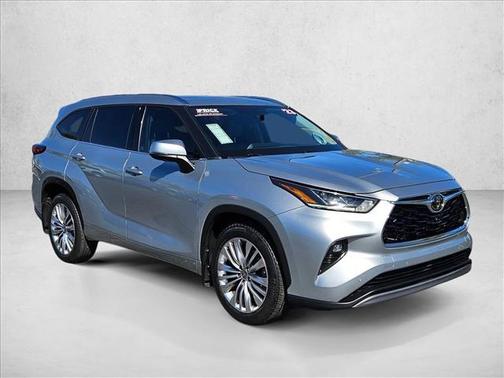 Celestial Silver Metallic 2023 Toyota Highlander Platinum
