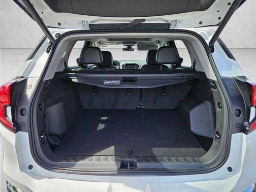 Summit White 2023 GMC Terrain SLT