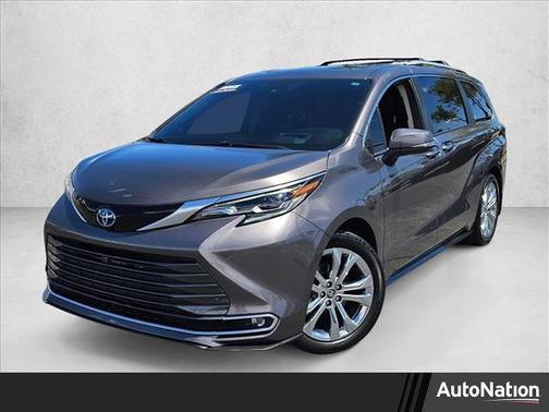 Predawn Gray Mica 2024 Toyota Sienna Platinum