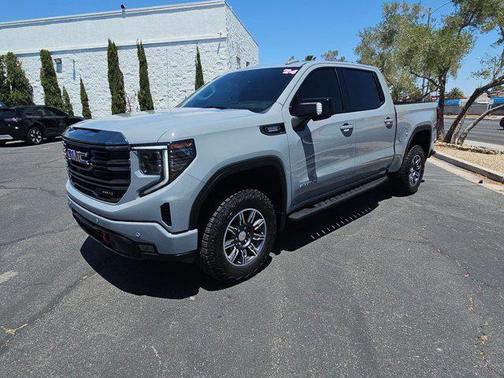 Thunderstorm Gray 2024 GMC Sierra 1500 AT4