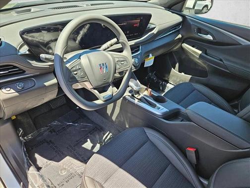 Summit White 2026 Buick Envista Preferred FWD