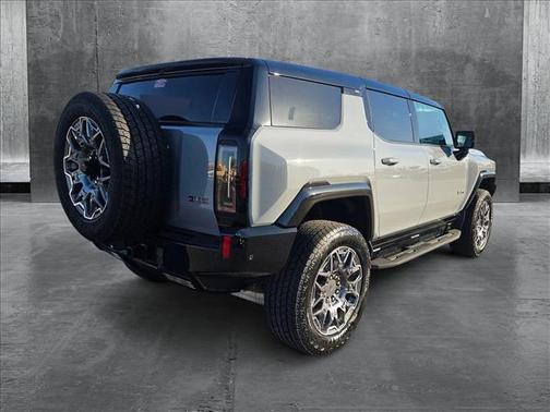 2024 GMC HUMMER EV SUV 3X