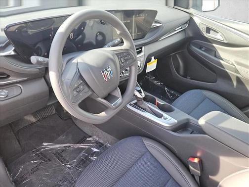 Summit White 2026 Buick Envista Preferred FWD