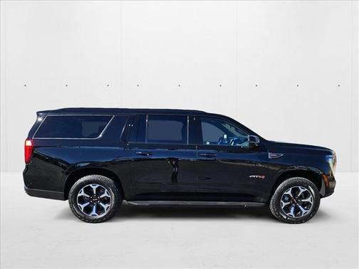 2025 GMC Yukon XL 4WD AT4
