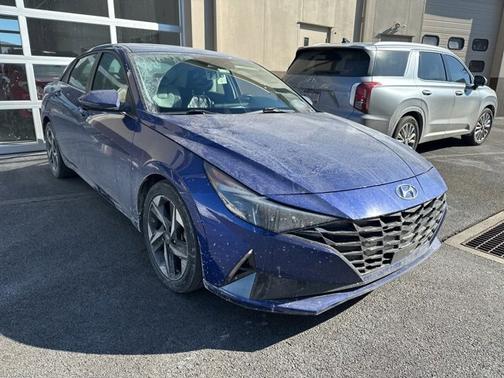 2023 Hyundai ELANTRA Limited