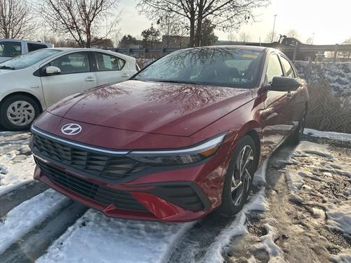 2025 Hyundai ELANTRA SEL Sport