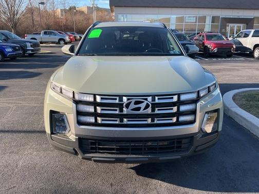 2025 Hyundai SANTA CRUZ SEL Activity