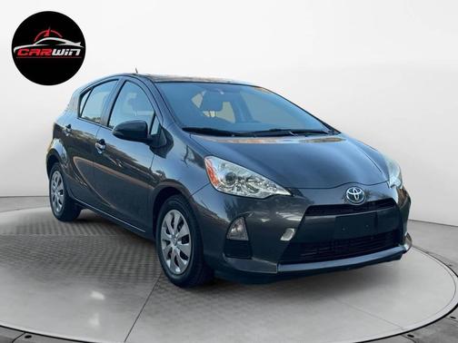 2014 Toyota Prius c Two