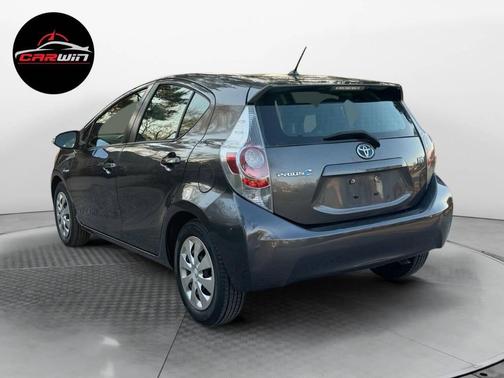 2014 Toyota Prius c Two