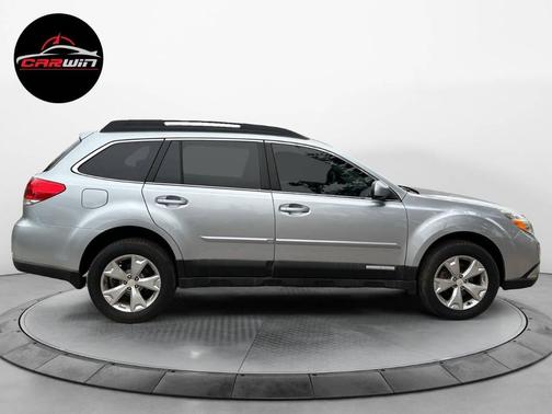 2012 Subaru Outback 2.5i Limited