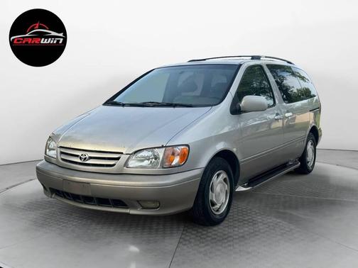 2001 Toyota Sienna XLE