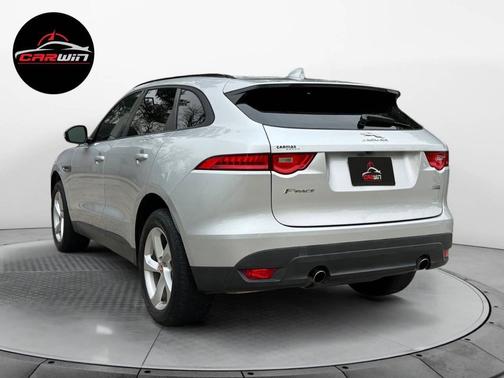 2018 Jaguar F-PACE 25t Premium