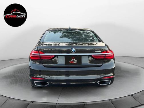 2016 BMW 740 740i 4dr Sedan