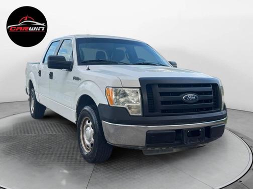 Oxford White 2010 Ford F-150 XL SuperCrew Truck