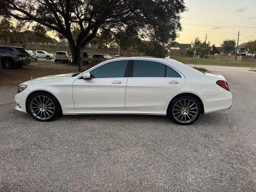2014 Mercedes-Benz S-Class S 550 4dr Sedan