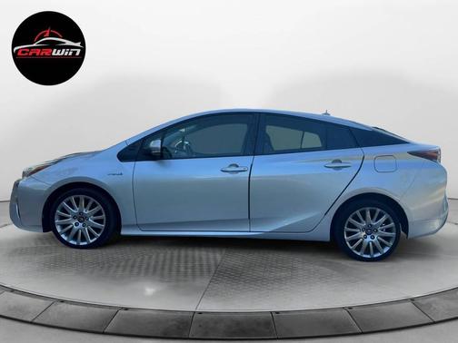Classic Silver Metallic 2016 Toyota Prius Two