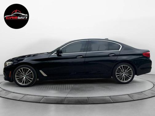 Black 2018 BMW 540 i