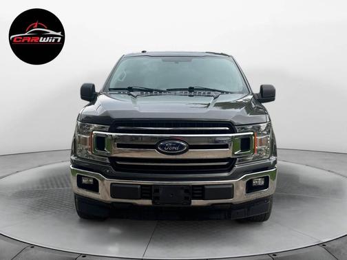 Gray 2018 Ford F-150 XLT