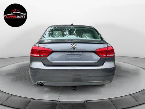2012 Volkswagen Passat 2.5 SE
