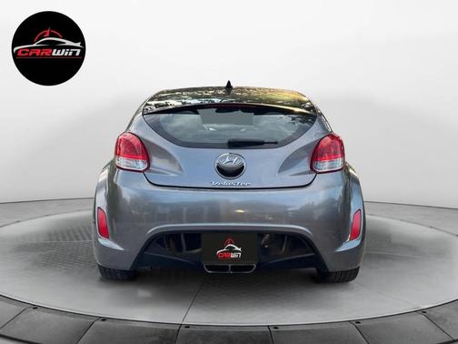 2013 Hyundai Veloster Base