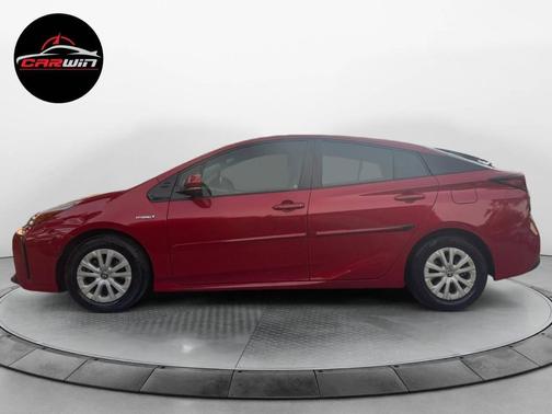 2019 Toyota Prius LE