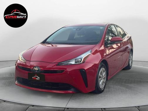 2019 Toyota Prius LE