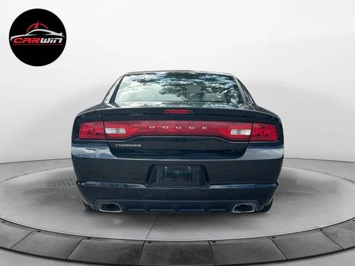 2013 Dodge Charger SE