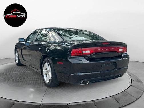 2013 Dodge Charger SE