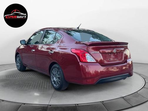 2016 Nissan Versa 1.6 SV