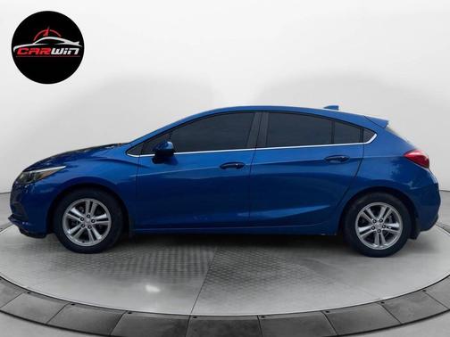 Blue 2017 Chevrolet Cruze LT