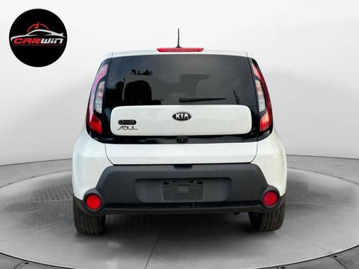 Clear White 2015 Kia Soul +