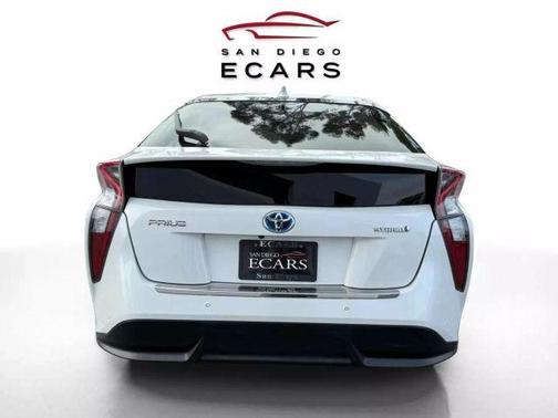 2016 Toyota Prius Four Touring