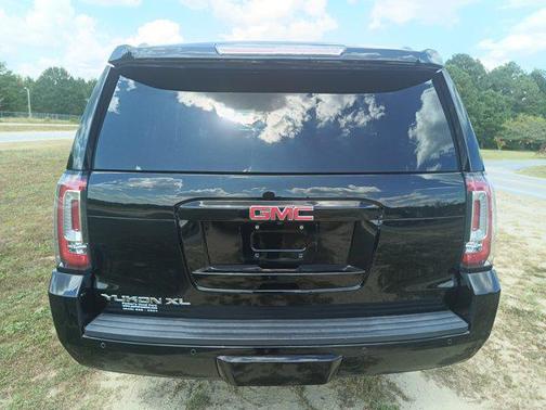 2016 GMC Yukon XL SLT