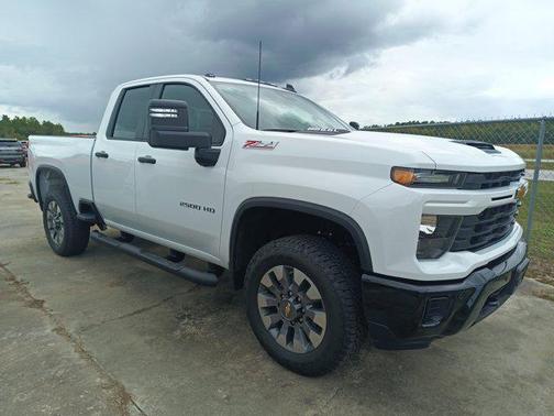 2026 Chevrolet Silverado 2500 Custom