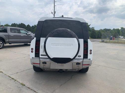 2023 Land Rover Defender 130 First Edition