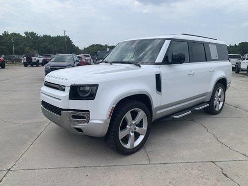2023 Land Rover Defender 130 First Edition