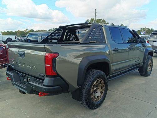 2024 Toyota Tacoma Hybrid Trailhunter