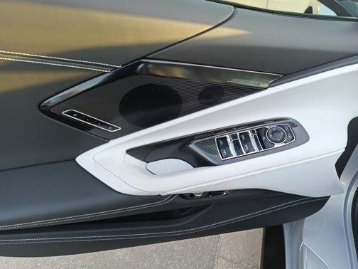 2023 Chevrolet Corvette Stingray w/3LT