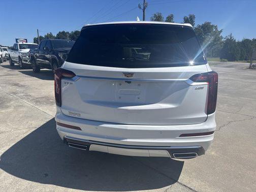 2025 Cadillac XT6 Premium Luxury FWD