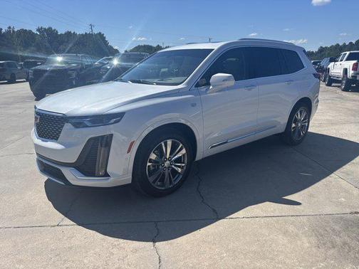 2025 Cadillac XT6 Premium Luxury FWD