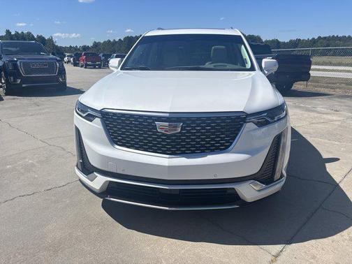 2025 Cadillac XT6 Premium Luxury FWD