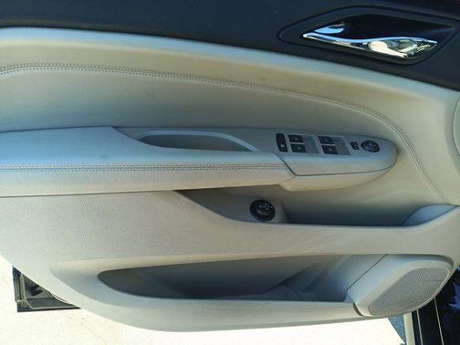 2010 Cadillac SRX Luxury Collection