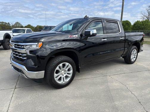 2025 Chevrolet Silverado 1500 LTZ