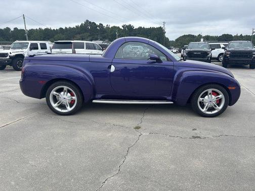 2004 Chevrolet SSR LS