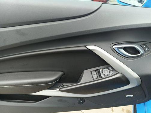 2022 Chevrolet Camaro 2LT