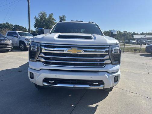 2025 Chevrolet Silverado 3500 High Country