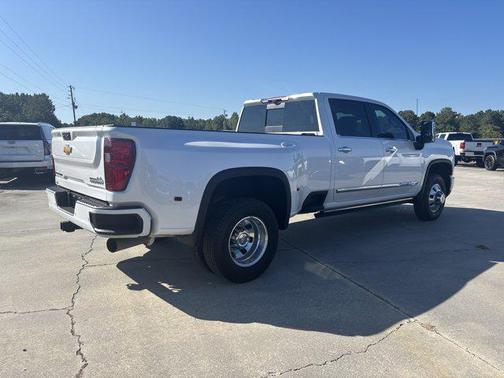2025 Chevrolet Silverado 3500 High Country