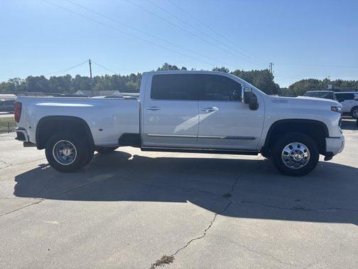 2025 Chevrolet Silverado 3500 High Country