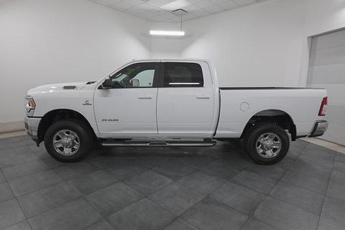 2022 RAM 2500 Big Horn Crew Cab 4x4 6'4' Box